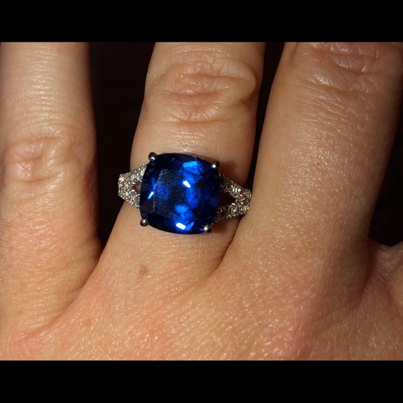 Sapphire and White Topaz Ring - Picture 2 of 3